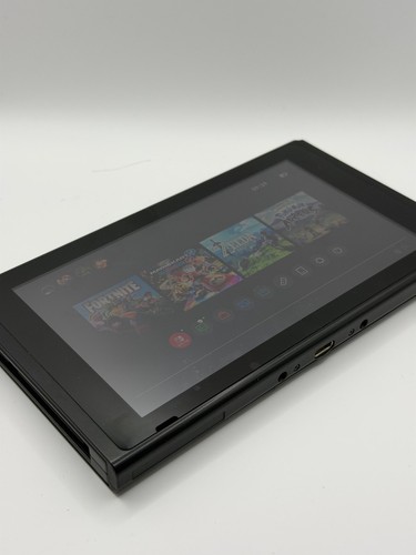 Nintendo switch console - ,