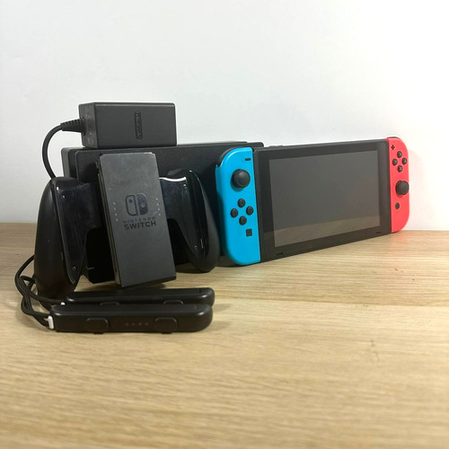 Nintendo switch 32gb console - switch,